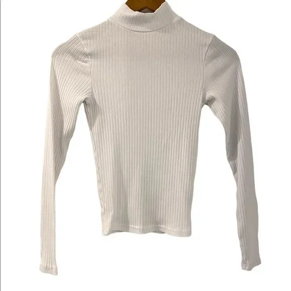 (Sold) Cotton On White Ribbed Turtle Neck Shirt, Womens XS - Picture 2 of 6